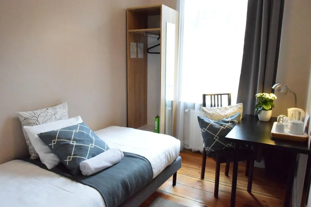 Blooms Inn - City Center Poznan By Friendly Apartments Polonya