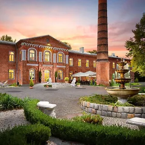 https://royal-hotel-modlin.warsawhotelspoland.com