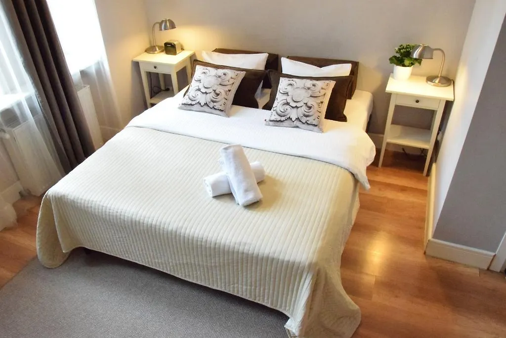 Aparthotel Blooms Inn - City Center Poznan By Friendly Apartments